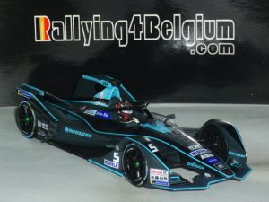 SVD5 HWA Racelab #5 Formula E Season 5 Vandoorne